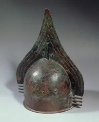 Bronzen helm, Villanovaperiode, 2e helft 8e eeuw v.Chr.