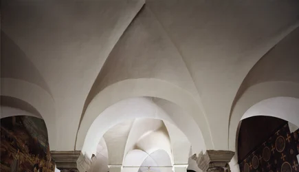 Interieur van de kapittelzaal, 5e eeuw