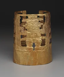 Kroon met godheidsfiguren, c.1000 tot 200 v.Chr. (goud)