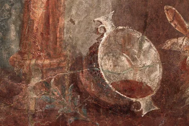 Beeld van Dionysos, geitenkop en fruit, Herculaneum