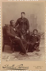 Portret van een gezin,c. 1895 (foto)