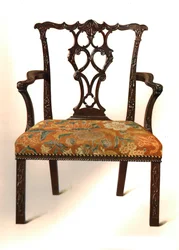 Mahoniehouten stoel