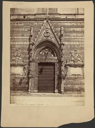Deur van de kathedraal van Messina