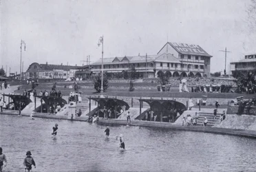 Oceaanstrand, met Beach Hotel, Durban