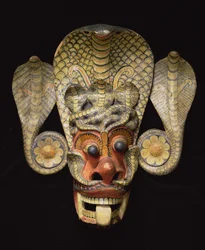 Sri Lankaanse masker (beschilderd hout)