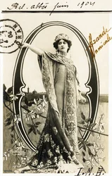 O a: Anna Held, van Poolse afkomst, zangeres en danseres uit de Belle Epoque - Alfabet op ansichtkaart