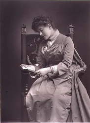 Ellen Terry (1847-1928) portretfoto, midden 1880s