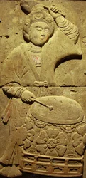 Terracotta stele met muzikant, Tang-dynastie (618-907), ontdekt in de provincie Shaanxi, Steles Forest Museum in Xian.