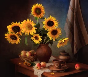 Stilleven met gouden zonnebloemen