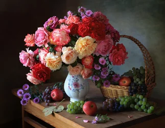 Levendig boeket en fruit