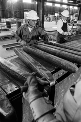Gegoten koperen staven bij Phelps Dodge Smelter Douglas Arizona, koper smelten