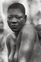 Awemba meisje, Livingstone naar Broken Hill, Noord-Rhodesië, 1925-1927