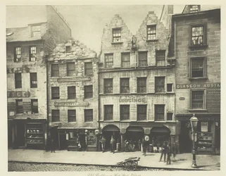 Oude gebouwen in High Street nr. 17-27