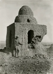 Grote graftombe, necropolis, Qasr Ibrim, Egypte, foto door Ugo Monneret de Villard
