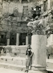 Het nymfaeum, Grieks-Romeinse stad Gerasa (nu Jerash), foto door Ugo Monneret de Villard, ca 1930