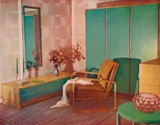 Een hoek van de showroom van Henry Stone & Son of Banbury, 1935
