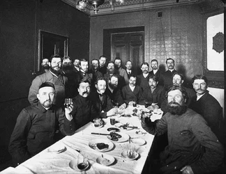 Een groep afgevaardigden van de Tweede Doema, 1907