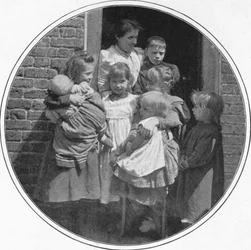 Een gelukkig groepje, Londen, ca. 1901