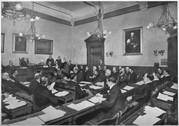 Een vergadering van de Hammersmith Borough Council