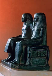 Een seigneuriaal paar in ceremoniële kleding, Nieuwe Koninkrijk, Egyptisch, 19e dynastie