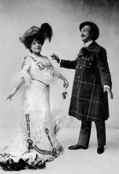 Ada Blanche en JR Hale in een scène uit The Medal and the Maid, 1909