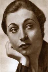 Aline MacMahon, Amerikaanse actrice