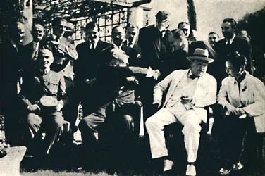Geallieerde leiders plegen overleg in Caïro, november 1943, 1945.