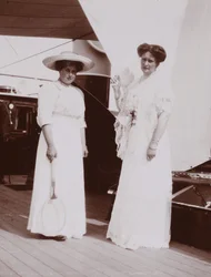 Anna Alexandrovna Vyrubova met keizerin Alexandra Fjodorovna van Rusland, 1912-1913