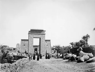 Laan van sfinxen, Karnak, Egypte, 1878