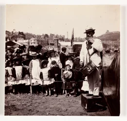Strandartiest, ca. 1905