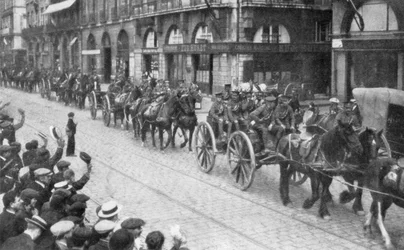 Britse door paarden getrokken artillerie in Rouen, Frankrijk, augustus 1914, 1926