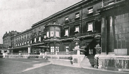 Buckingham Palace...de kamer waar de koning stierf, 1910
