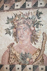 Buste van de Lente - Detail van het Vier Seizoenen paneel - Paphos mozaïeken, Huis van Dionysos - Cyprus - Personificatie van de Lente - Detail van het mozaïek van de vier seizoenen - Mozaïeken van Paphos, Huis van Dionysus - Eind II eeuw na Christus - UNE