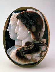 Camee De Gonzaga Camee met koning Ptolemaeus II van Egypte en zijn vrouw Arsinoë I, 3e eeuw v.Chr.