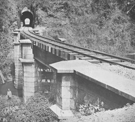 Centrale Spoorweg van Brazilië: Tunnel door de Serra do Mar