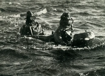 Chariot bemande torpedo, Tweede Wereldoorlog, 1945