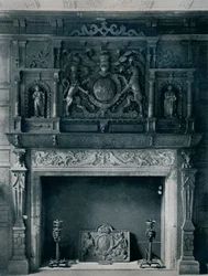 Schouw met Wapens van James I, circa 1606: uit het Oude Paleis, Bromley-By-Bow, 1945