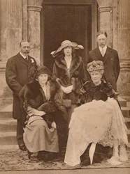 Doop van het eerste kind van Mary, Prinses Royal, Goldsborough, Yorkshire, 1923