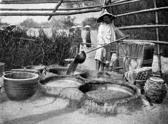 Suikerrietsap klaren, Annam, Vietnam, 1922