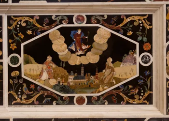 Corbarelli, St. Corona kerk, stenen inlegwerk