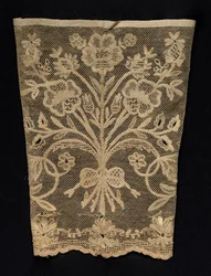 Manchet met bloemranken, 19e eeuw