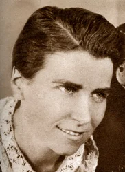 Dorothy Arzner, Amerikaanse filmregisseur, 1933