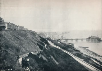 Folkestone - Uitzicht op de Lees en de Pier, 1895