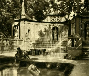 Fonteinen, Hellbrunn Paleis, Salzburg, Oostenrijk, ca. 1935