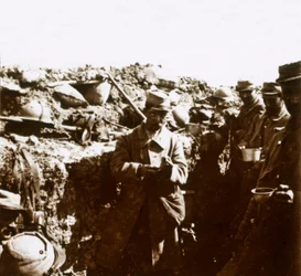 Frontlinieloopgraven, ca. 1914-1918