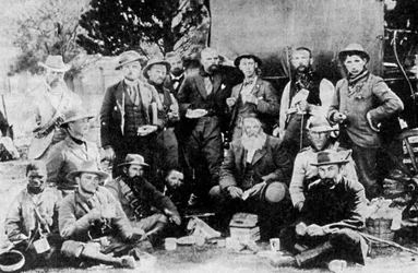 Generaal Piet Joubert 1831-1900 en staf, eind 19e eeuw 1935