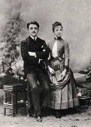 Georges en Jeanne Hugo, kleinkinderen van de Franse schrijver Victor Hugo, 1884