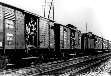Duitse troepen arriveren per trein, Parijs, augustus 1940