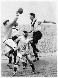 Actie bij het doel bij Clapton Orient, Londen, 1926-1927