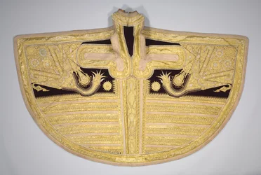 Met gouddraad geborduurd kledingstuk voor een vrouw, eind 1800